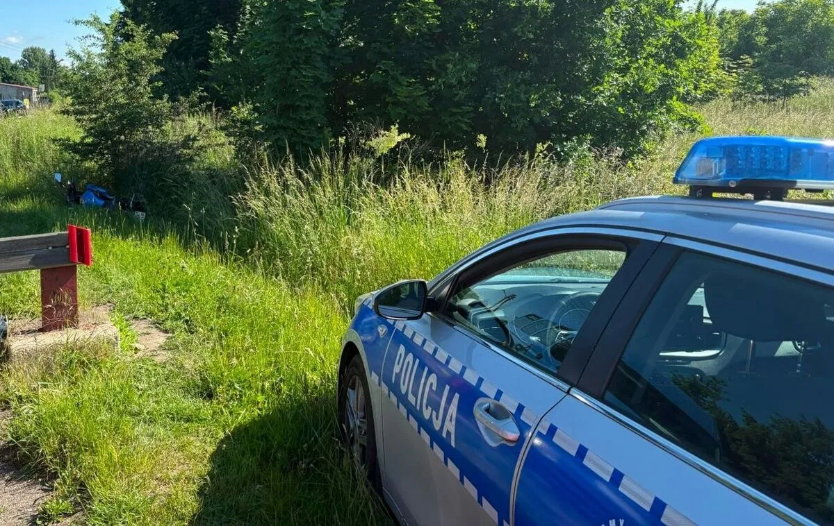 Zatrzymany mężczyzna uciekał przed policją kradzionym motocyklem