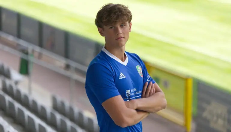 Daniel Kwak przedłuża współpracę z Miedzią Legnica