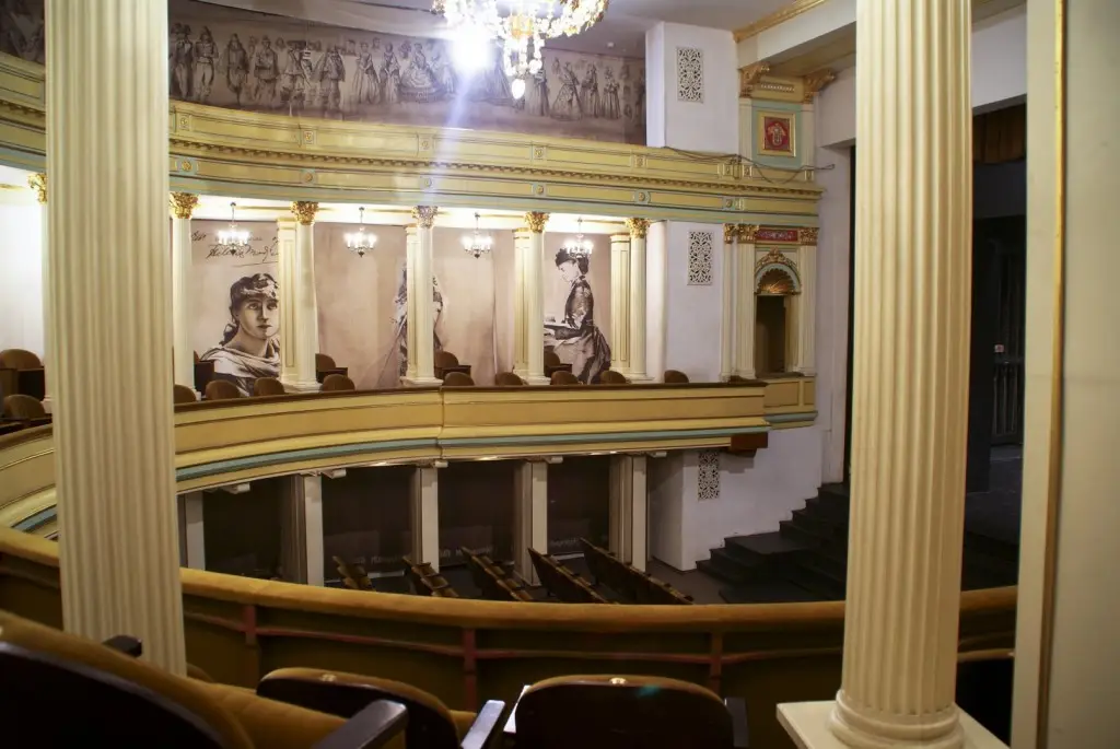 Wydarzenia września w Teatrze Modrzejewskiej w Legnicy
