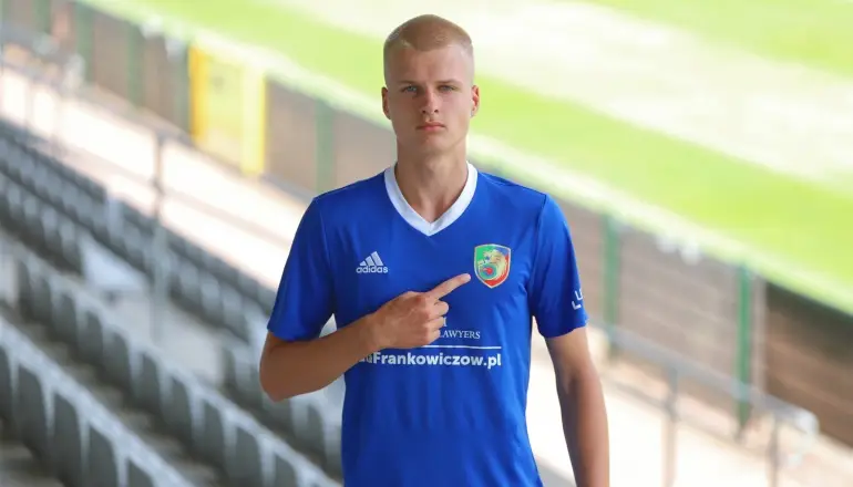 Tymoteusz Górny nowym zawodnikiem Miedzi U17
