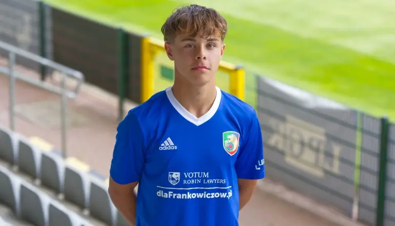Mateusz Dworecki dołącza do Miedzi U19