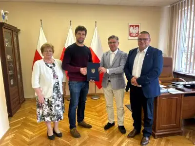 Umowa na przebudowę drogi w Powiecie Legnickim podpisana