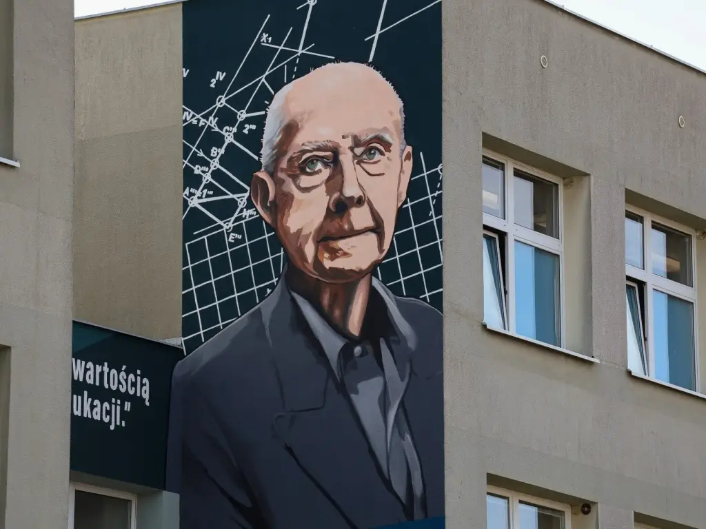 Odsłonięcie muralu poświęconego Zbigniewowi Grochowskiemu w Legnicy