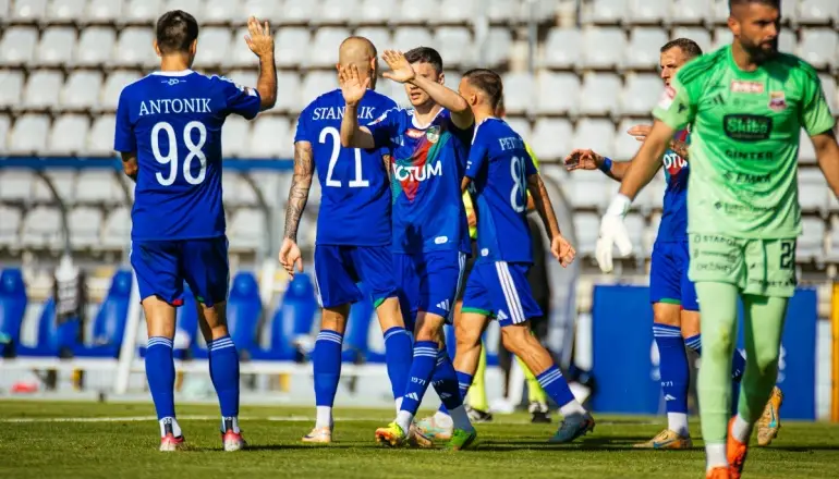 Wyjściowa jedenastka Miedzi na mecz z Arką Gdynia