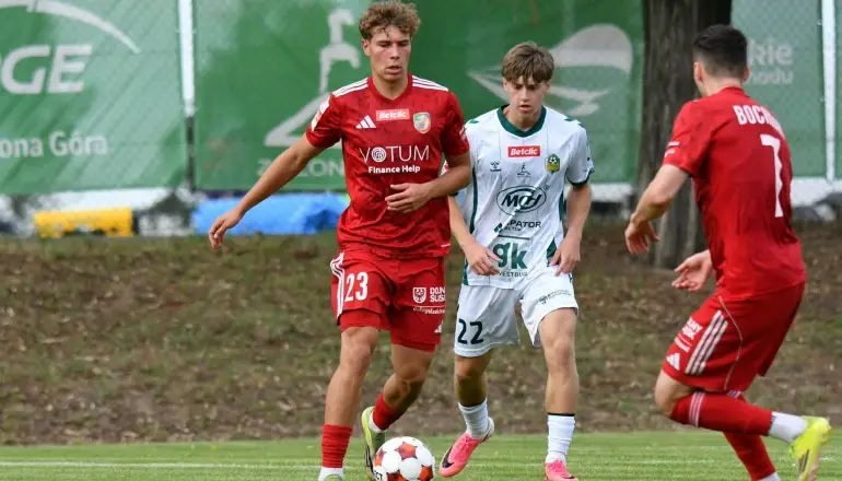 Miedź Legnica przegrywa z Lechią Zielona Góra 1:3
