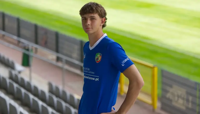 Wojciech Włoszkiewicz podpisał pierwszy kontrakt z Miedzią Legnica