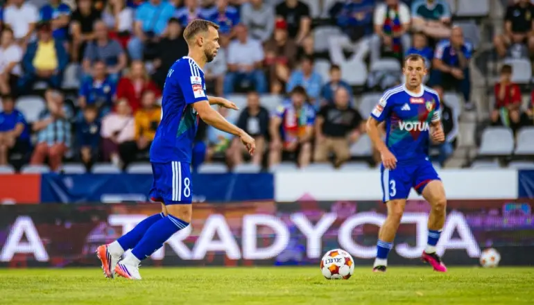 Miedź Legnica na Stadionie Śląskim zmierzy się z Ruchem Chorzów