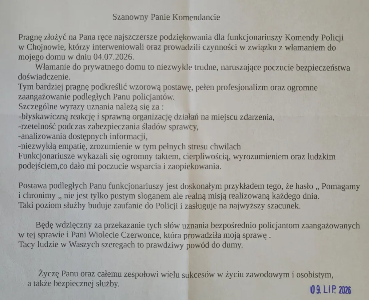 Podziękowania dla policjantów z Chojnowa po włamanie do domu