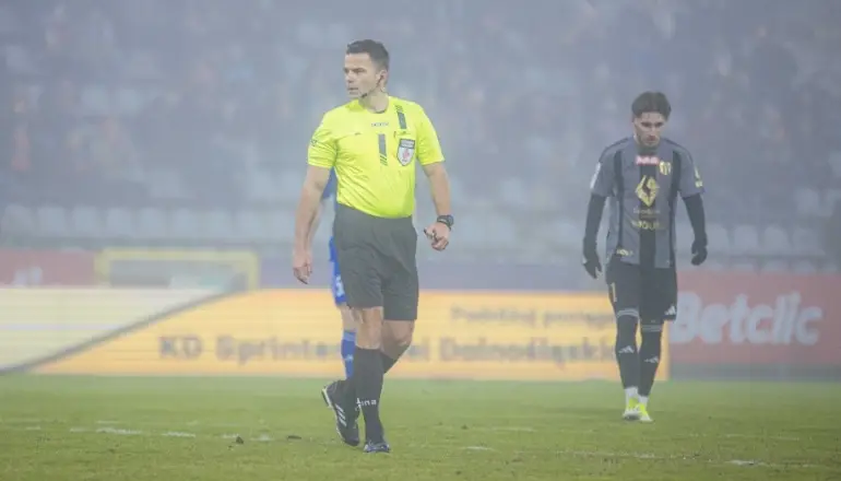 Mecz Miedzi z Stalą Rzeszów poprowadzi sędzia Sebastian Krasny