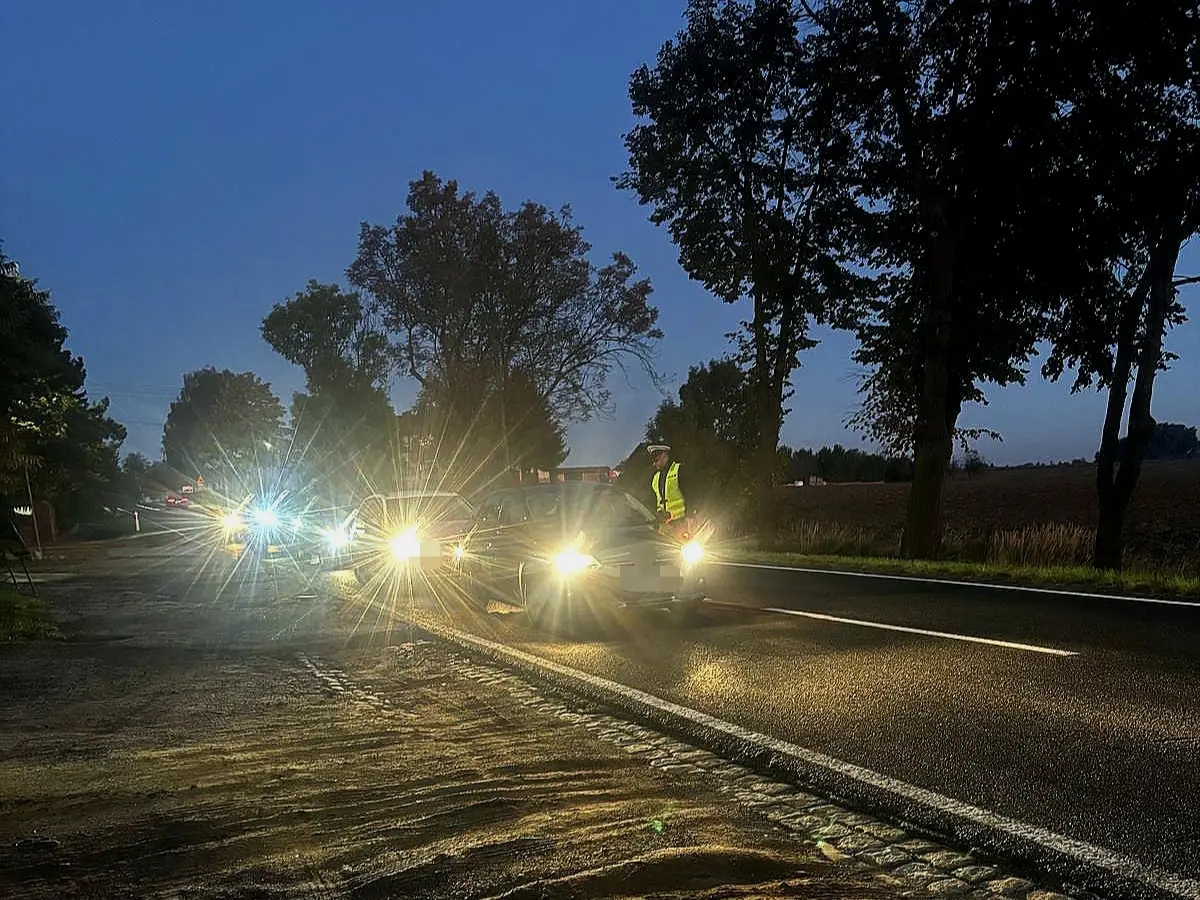 Trzeźwy poranek: Ponad 1500 kontroli, trzej kierowcy bez prawa jazdy