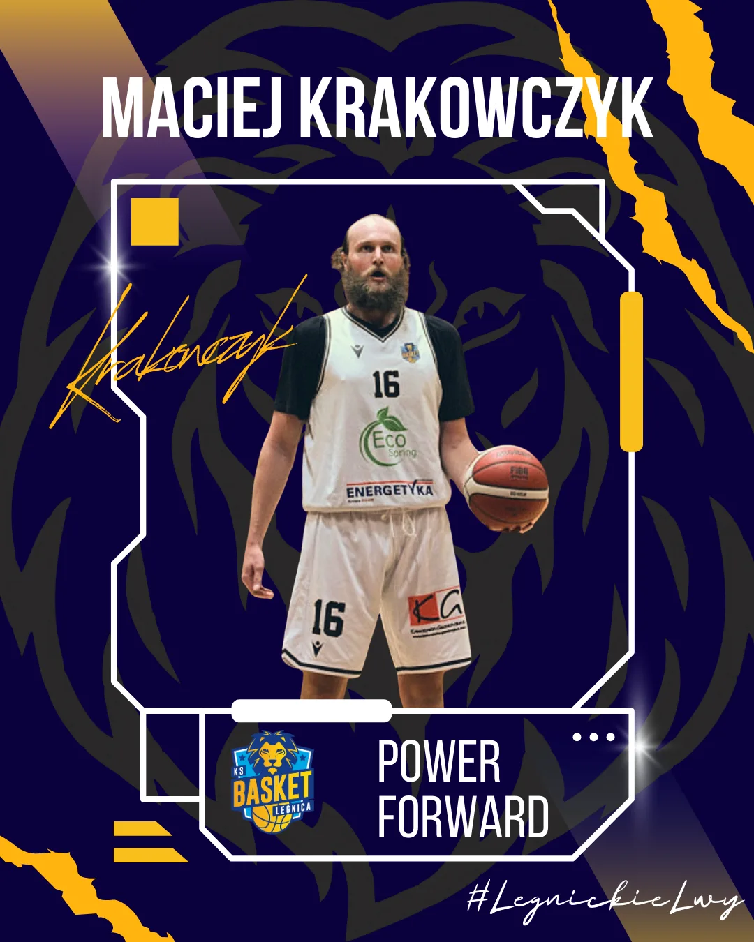 Maciej Krakowczyk nadal w drużynie!