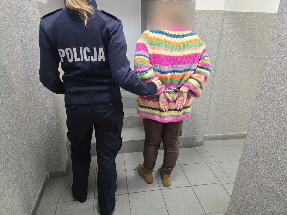 41-letnia kobieta zatrzymana przez legnickich policjantów za oszustwa w sklepie