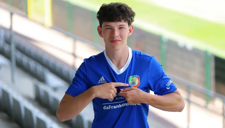 Aleksander Kowalczuk dołącza do Miedzi U19